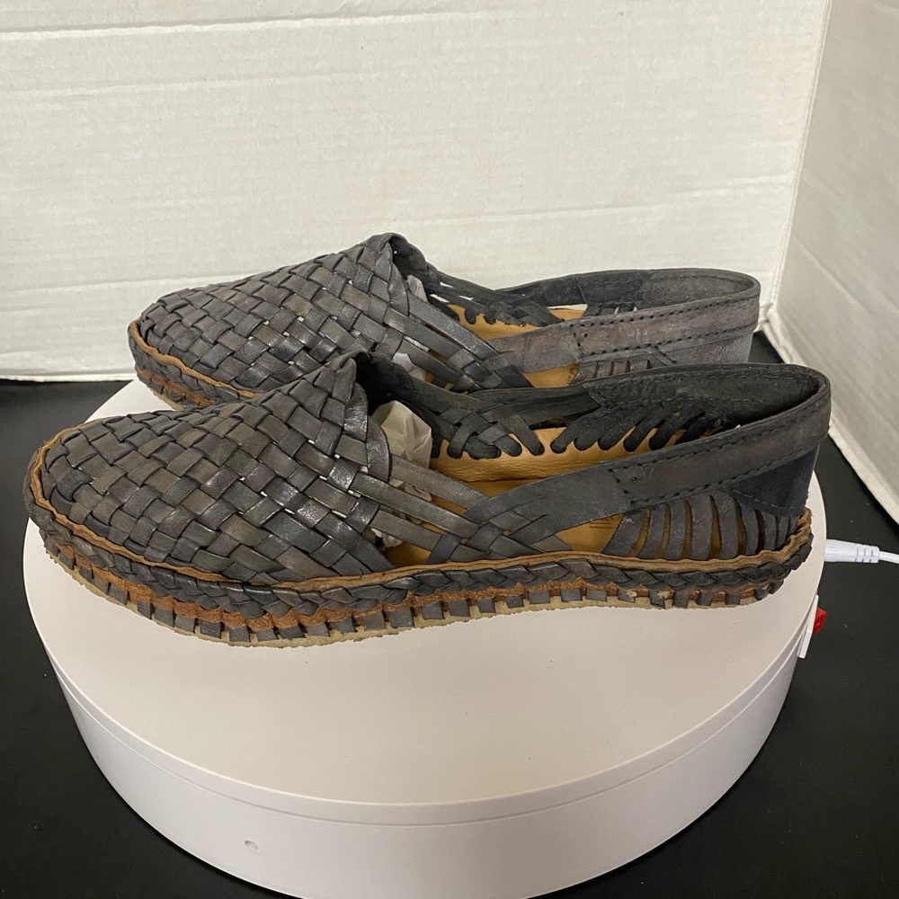 NWOB Mohinders Woven Leather Huarache Shoes Sz Men’s 8
